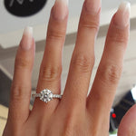 Classic Engagement Ring 6 Claws - LAVISHTO